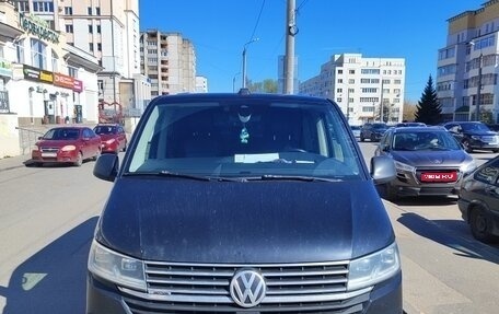 Volkswagen Multivan T6 рестайлинг, 2020 год, 4 299 000 рублей, 1 фотография