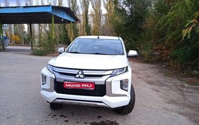 Mitsubishi L200 IV рестайлинг, 2021 год, 3 000 000 рублей, 1 фотография