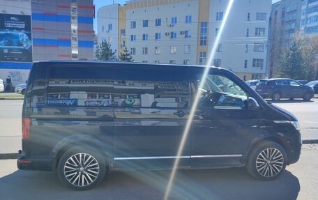 Volkswagen Multivan T6 рестайлинг, 2020 год, 4 299 000 рублей, 2 фотография