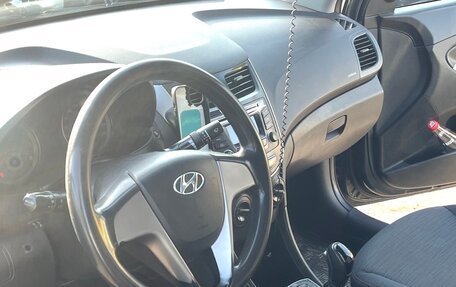 Hyundai Solaris II рестайлинг, 2016 год, 559 000 рублей, 3 фотография