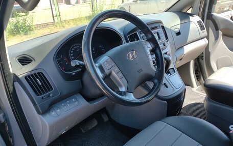 Hyundai H-1 II рестайлинг, 2018 год, 2 700 000 рублей, 8 фотография