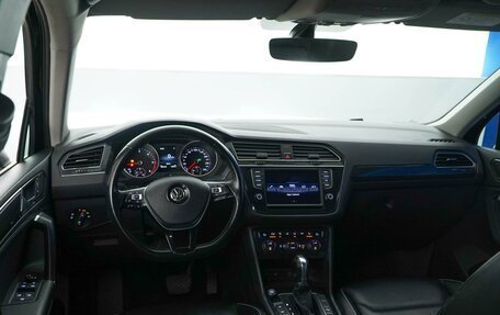 Volkswagen Tiguan II, 2017 год, 2 532 055 рублей, 6 фотография