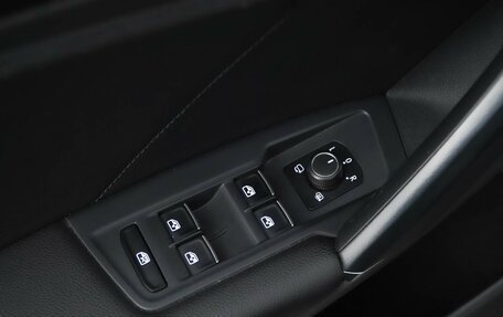 Volkswagen Tiguan II, 2017 год, 2 532 055 рублей, 15 фотография