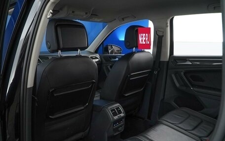 Volkswagen Tiguan II, 2017 год, 2 532 055 рублей, 11 фотография