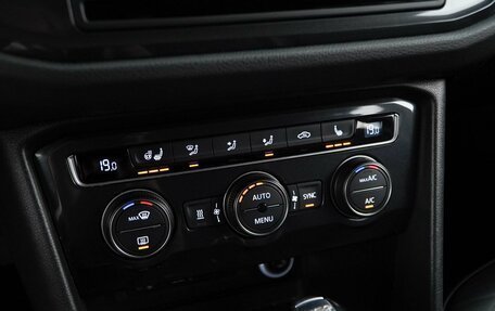 Volkswagen Tiguan II, 2017 год, 2 532 055 рублей, 20 фотография