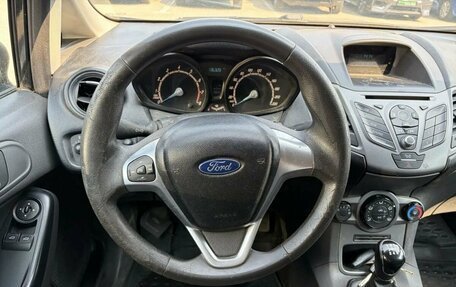 Ford Fiesta, 2015 год, 671 000 рублей, 11 фотография