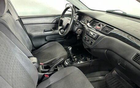Mitsubishi Lancer IX, 2003 год, 250 000 рублей, 10 фотография