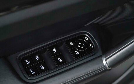 Porsche Cayenne III, 2019 год, 5 696 900 рублей, 8 фотография