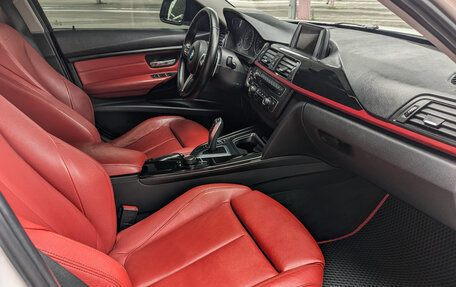 BMW 3 серия, 2011 год, 1 595 000 рублей, 10 фотография