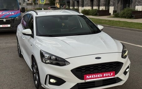 Ford Focus IV, 2019 год, 1 790 000 рублей, 2 фотография
