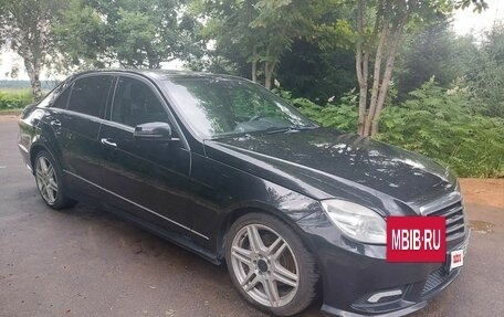 Mercedes-Benz E-Класс, 2011 год, 1 500 000 рублей, 4 фотография