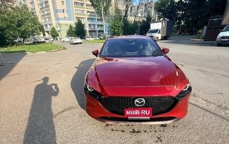 Mazda 3, 2020 год, 1 950 000 рублей, 3 фотография