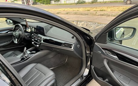 BMW 5 серия, 2019 год, 3 375 000 рублей, 13 фотография