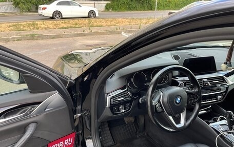 BMW 5 серия, 2019 год, 3 375 000 рублей, 14 фотография