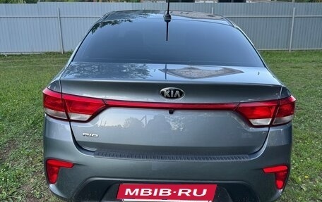 KIA Rio IV, 2018 год, 1 350 000 рублей, 3 фотография