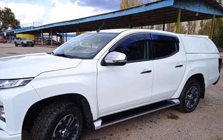 Mitsubishi L200 IV рестайлинг, 2021 год, 3 000 000 рублей, 4 фотография
