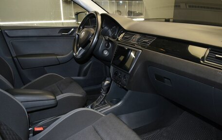 Skoda Rapid I, 2015 год, 997 000 рублей, 8 фотография