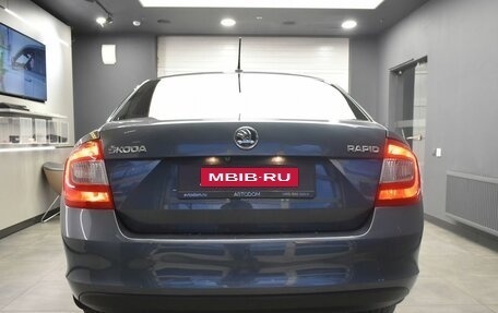 Skoda Rapid I, 2015 год, 997 000 рублей, 7 фотография