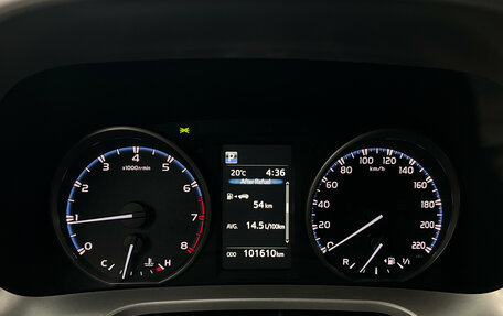 Toyota RAV4, 2018 год, 2 680 000 рублей, 11 фотография