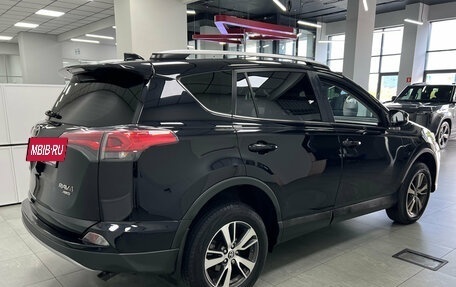 Toyota RAV4, 2018 год, 2 680 000 рублей, 6 фотография
