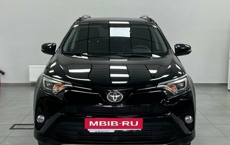 Toyota RAV4, 2018 год, 2 680 000 рублей, 2 фотография