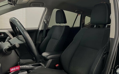 Toyota RAV4, 2018 год, 2 680 000 рублей, 17 фотография