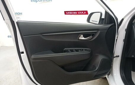 KIA Rio IV, 2021 год, 1 507 000 рублей, 10 фотография