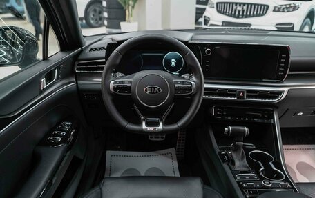 KIA K5, 2021 год, 2 350 000 рублей, 18 фотография