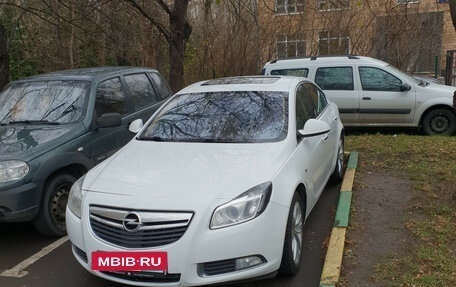 Opel Insignia II рестайлинг, 2012 год, 900 000 рублей, 2 фотография