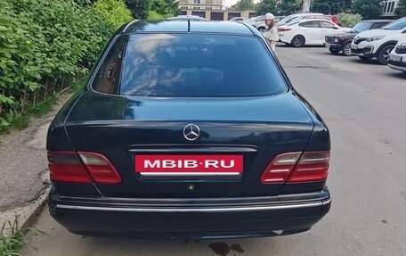 Mercedes-Benz E-Класс, 1999 год, 250 000 рублей, 3 фотография