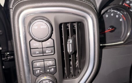 Chevrolet Silverado, 2021 год, 6 500 000 рублей, 16 фотография