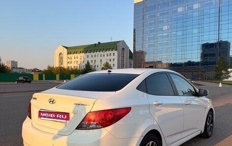 Hyundai Solaris II рестайлинг, 2012 год, 700 000 рублей, 2 фотография