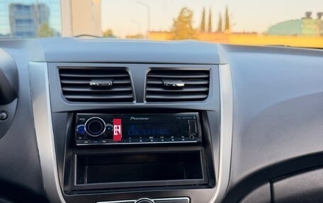 Hyundai Solaris II рестайлинг, 2012 год, 700 000 рублей, 10 фотография