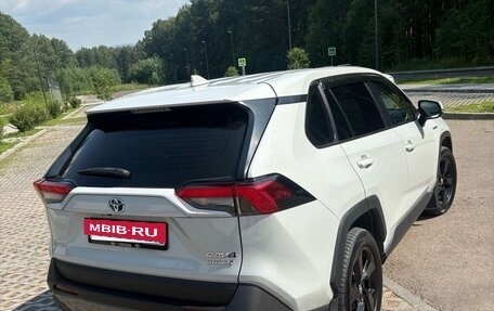 Toyota RAV4, 2020 год, 4 400 000 рублей, 4 фотография