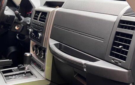 Jeep Cherokee, 2010 год, 1 800 000 рублей, 17 фотография