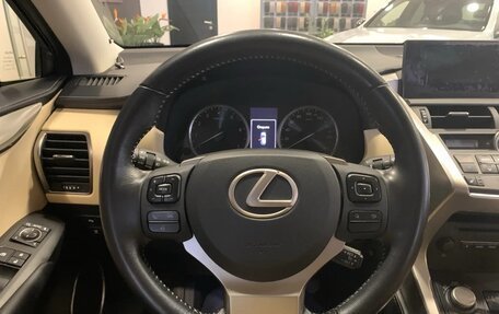 Lexus NX I, 2015 год, 3 000 000 рублей, 24 фотография
