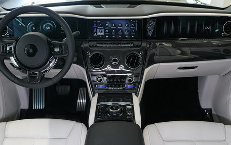 Rolls-Royce Cullinan, 2026 год, 68 500 000 рублей, 12 фотография