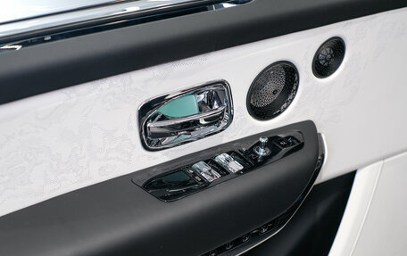 Rolls-Royce Cullinan, 2026 год, 68 500 000 рублей, 14 фотография