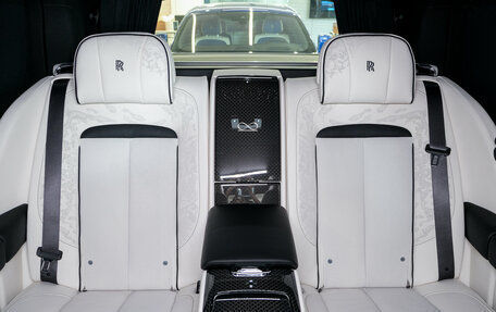 Rolls-Royce Cullinan, 2026 год, 68 500 000 рублей, 32 фотография