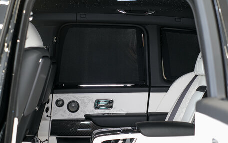 Rolls-Royce Cullinan, 2026 год, 68 500 000 рублей, 27 фотография