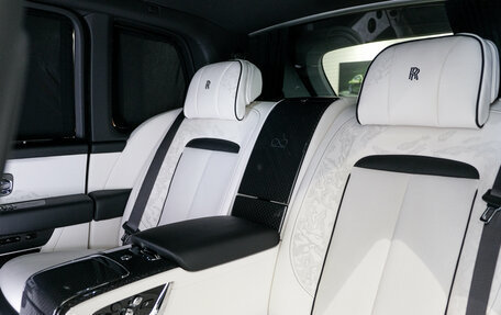 Rolls-Royce Cullinan, 2026 год, 68 500 000 рублей, 34 фотография