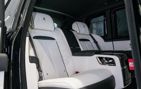Rolls-Royce Cullinan, 2026 год, 68 500 000 рублей, 35 фотография