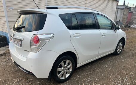 Toyota Verso I, 2014 год, 1 250 000 рублей, 10 фотография