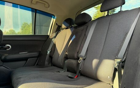 Nissan Tiida, 2011 год, 899 000 рублей, 21 фотография
