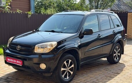 Toyota RAV4, 2004 год, 1 фотография