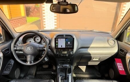 Toyota RAV4, 2004 год, 11 фотография