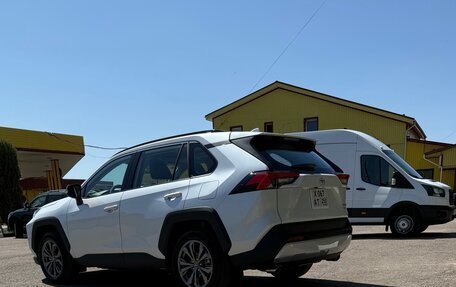 Toyota RAV4, 2025 год, 9 фотография