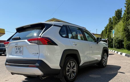Toyota RAV4, 2025 год, 14 фотография