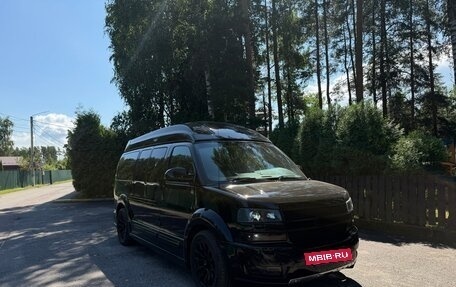 Chevrolet Express II, 2012 год, 12 000 000 рублей, 2 фотография
