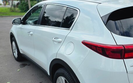 KIA Sportage IV рестайлинг, 2018 год, 2 420 000 рублей, 2 фотография